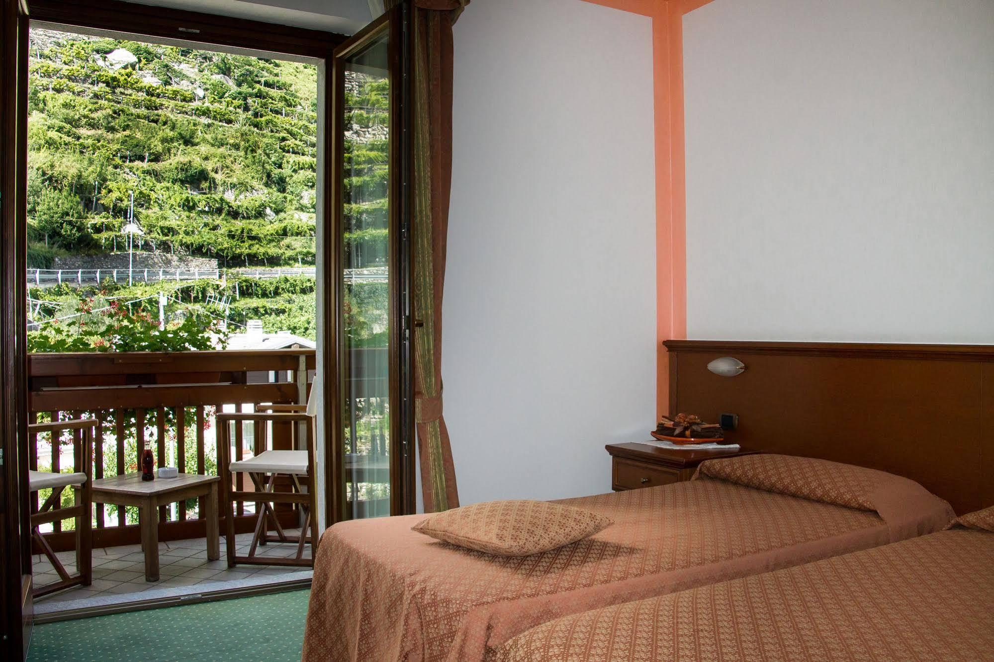 Crabun Hotel Pont-Saint-Martin Luaran gambar