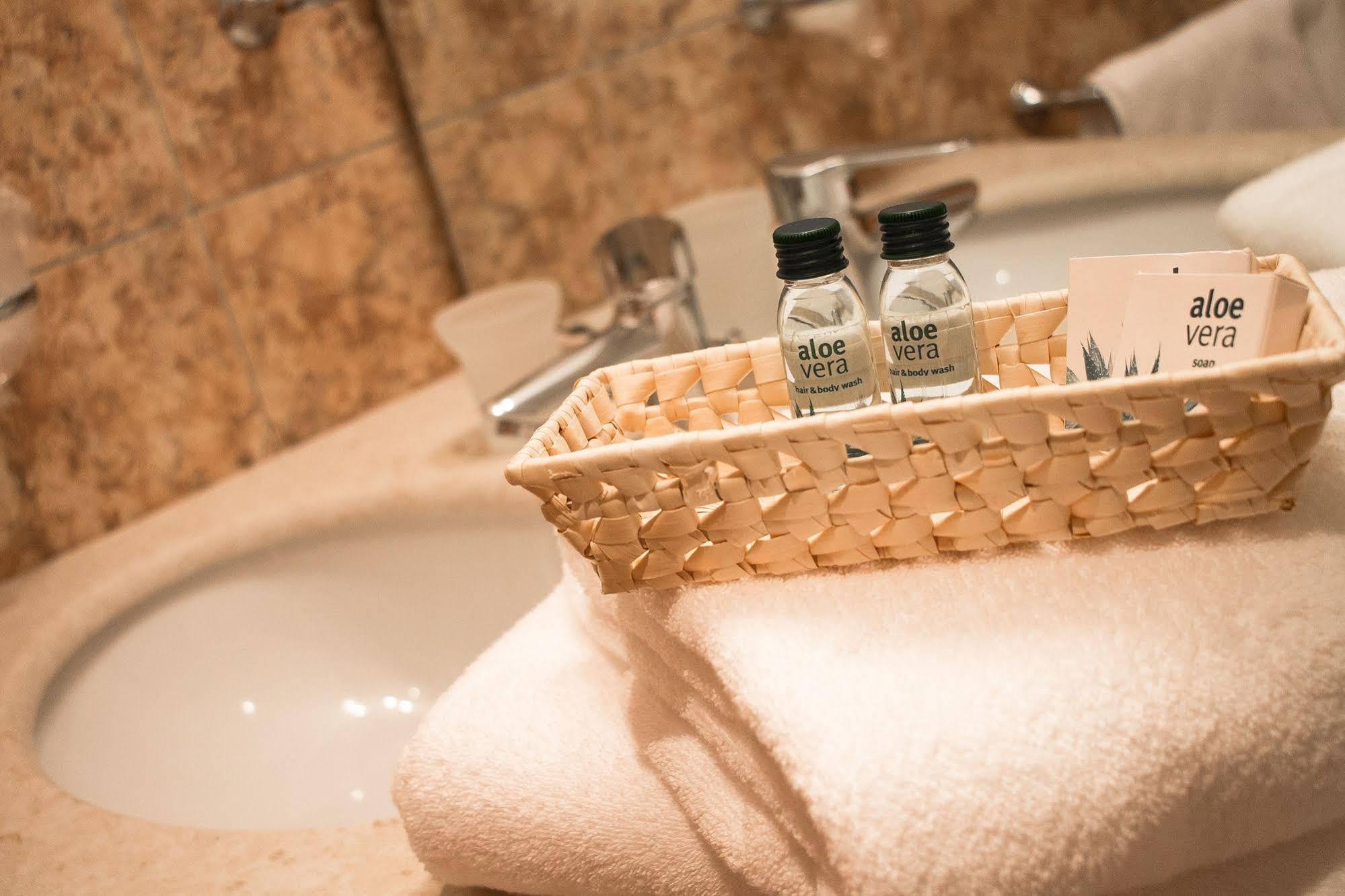 Crabun Hotel Pont-Saint-Martin Luaran gambar