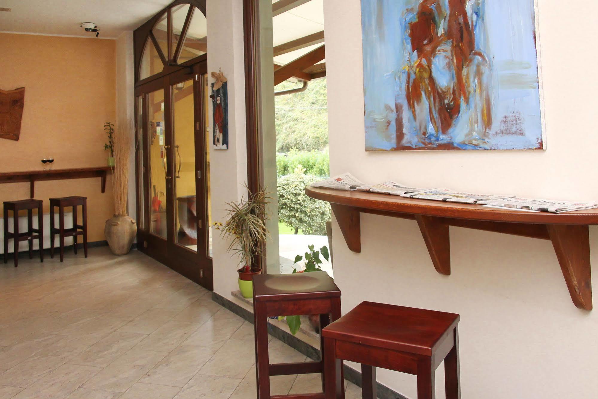 Crabun Hotel Pont-Saint-Martin Luaran gambar